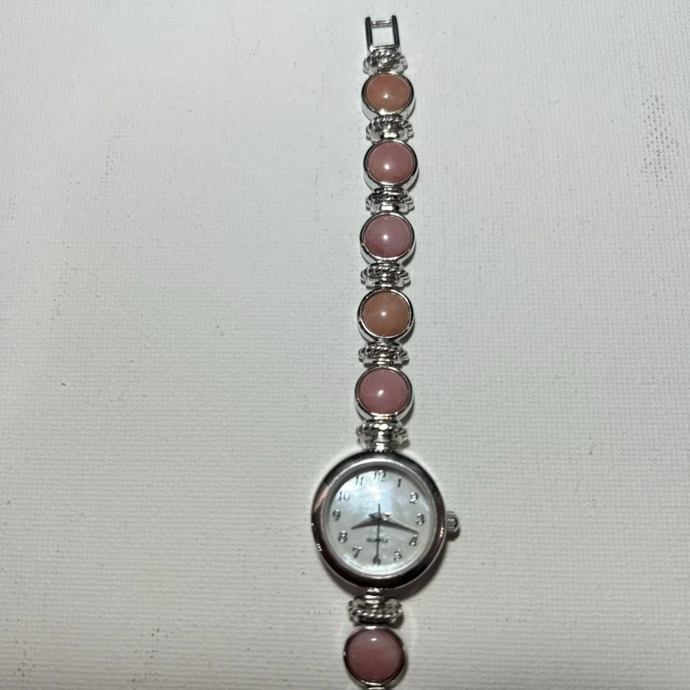 CLASSIC‎ VINTAGE STERLING SILVER CORAL COLOR QUARTZ WATCH 7.25